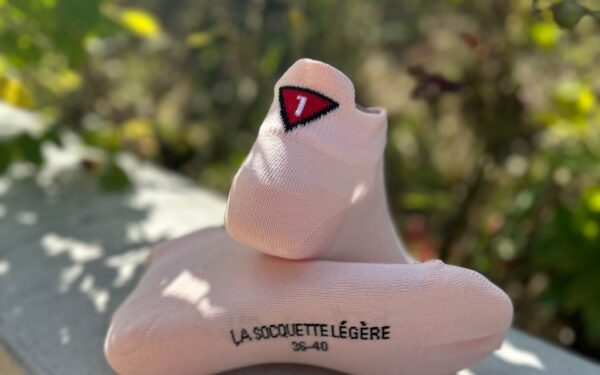LA FLAMME ROUGE / LA SOCQUETTE LÉGÈRE